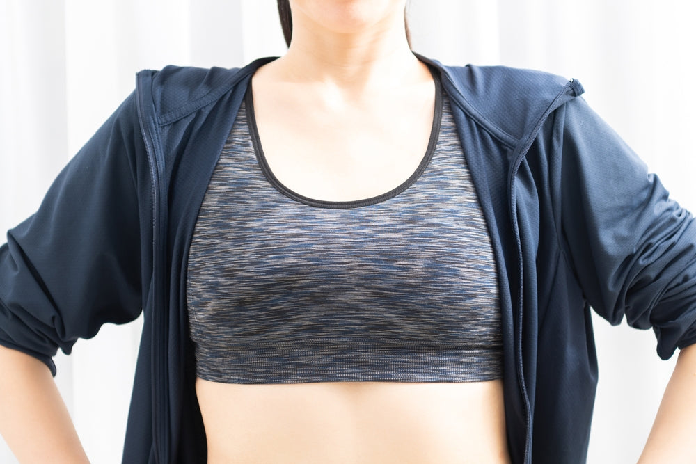 プロテインはバストアップ効果がある？理由とおすすめな摂取方法などを紹介